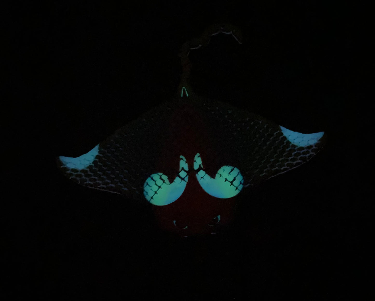 Manta Ray, (glow in the dark)