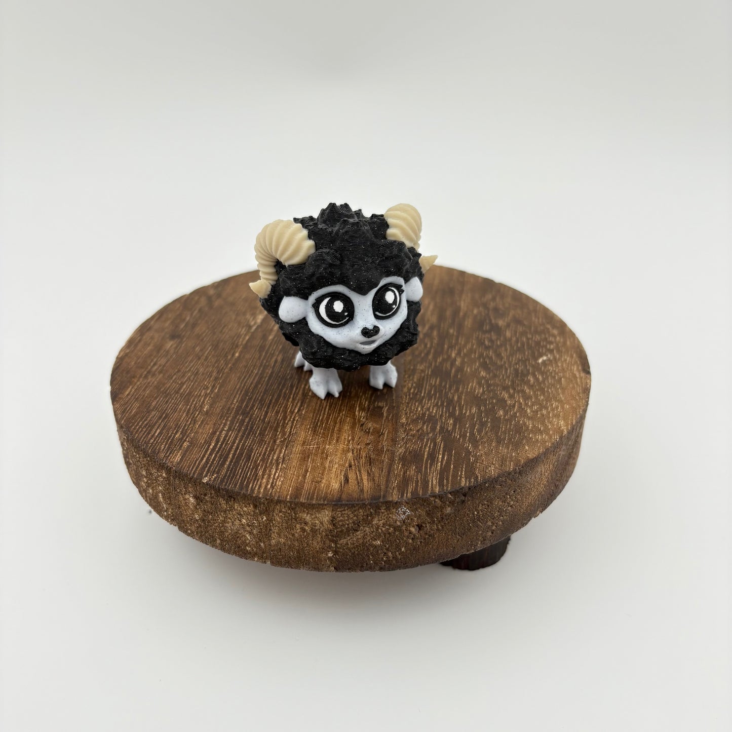 3D Printed Pufflings - Cute Articulated Animals, Mini Fidget Creatures, Collectible Figurines