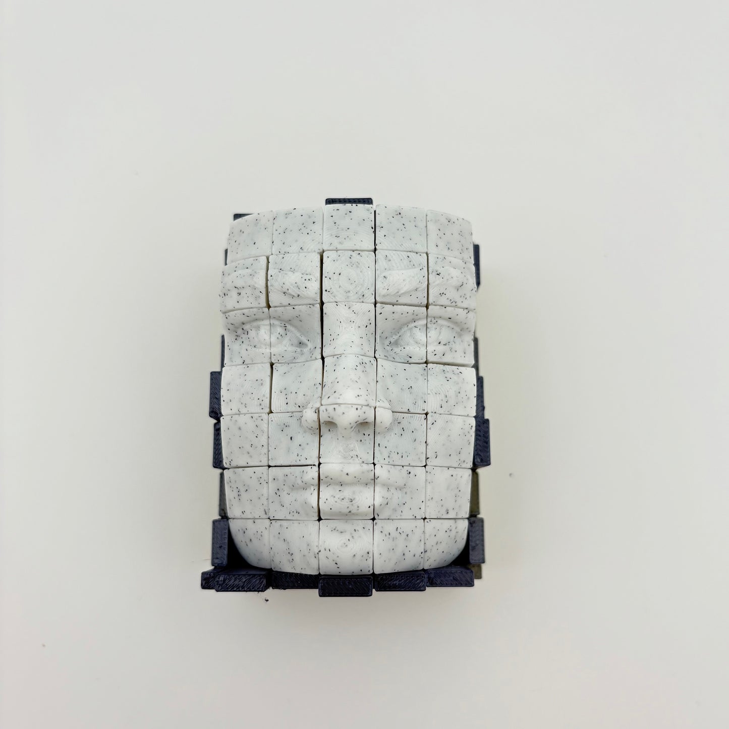 Pixel Skull & Lady – Flexi Wall Art - Fidget-Friendly 3D Print
