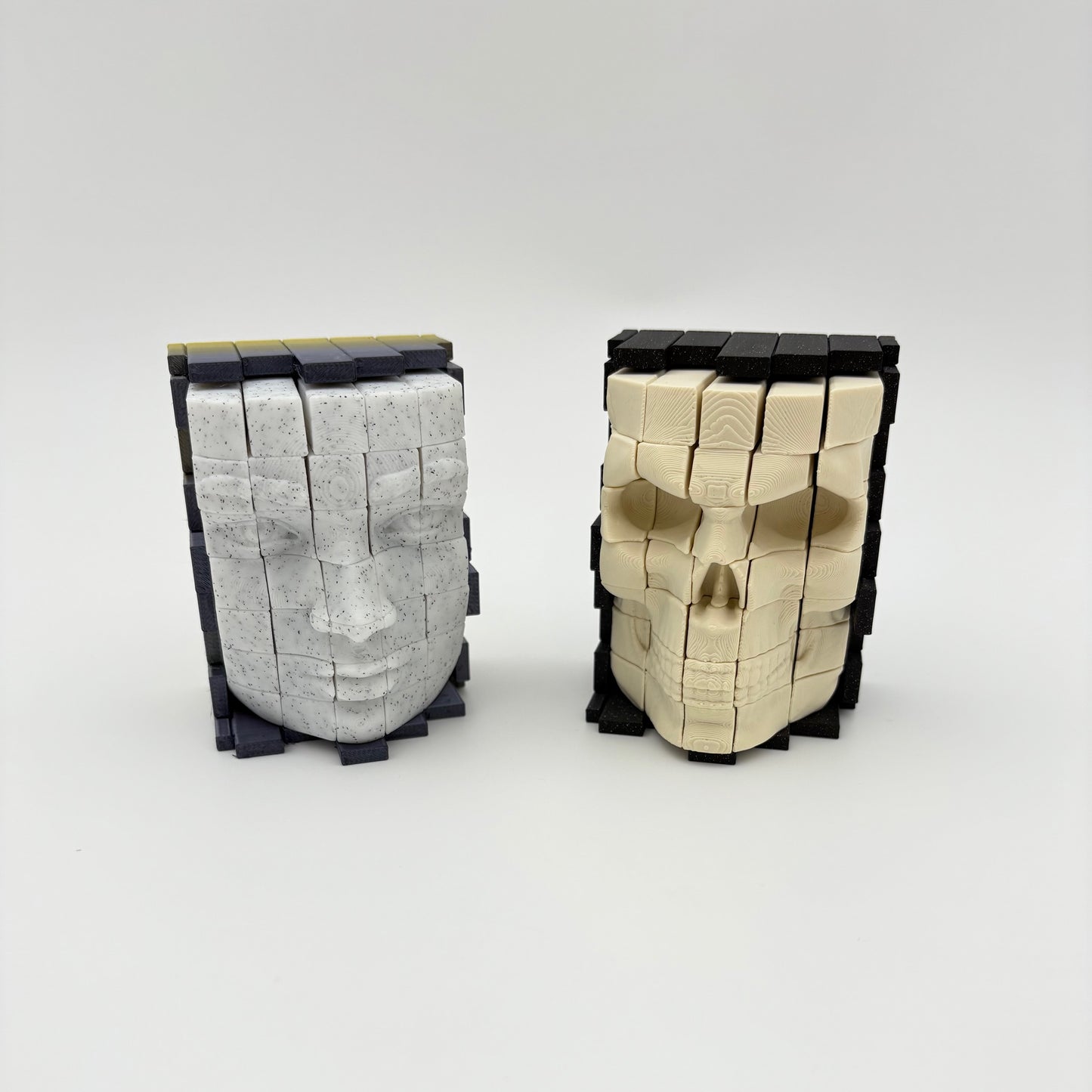 Pixel Skull & Lady – Flexi Wall Art - Fidget-Friendly 3D Print